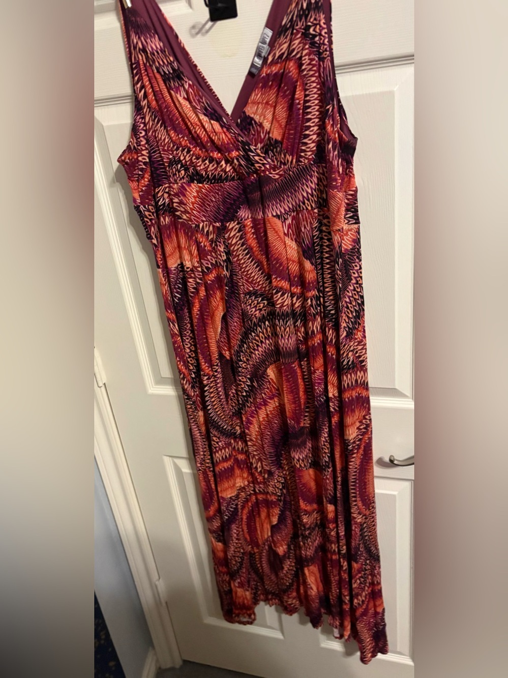 271- Jennifer Lopez Multicolor Abstract Print Maxi dress in Burgundy and Orange